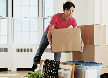 Article Image - Someone packing their home. Read how an advisor can help you prepare.